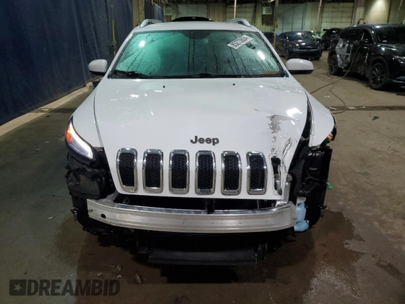 2016 Jeep Cherokee Latitude z VIN 1C4PJMCB0GW123336, wystawiony jako Copart lot #85273804 z przebiegiem 135 478 mil mil oraz Czysty tytuł • Clean title. Historia ofert i sprzedaży dostępna na DreamBid. Obrazek 5.
