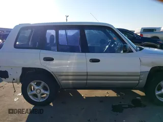 2000 Toyota RAV4 с VIN JT3GP10V1Y0044892, выставлен на аукционе IAAI как лот 41148809 с пробегом 220 848 миль миль и . История ставок и продаж доступна на DreamBid. Изображение 13.