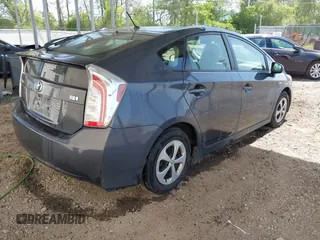 2012 Toyota Prius One z VIN JTDKN3DU4C1562832, wystawiony jako IAAI lot #42148967 z przebiegiem 264 211 mil mil oraz . Historia ofert i sprzedaży dostępna na DreamBid. Obrazek 4.
