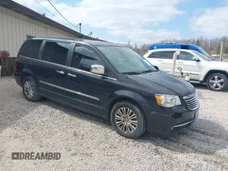 2015 Chrysler Town & Country Touring L with VIN 2C4RC1CG8FR522404, listed as a IAAI auction lot 41932426 with 165,092 mi miles and . Bid and sale history available at DreamBid. Image 1.