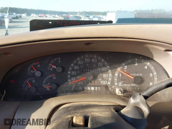 1997 Ford F-150 with VIN 1FTDX1768VNA17006, listed as a IAAI auction lot 42049325 with 206,839 mi miles and . Bid and sale history available at DreamBid. Image 7.