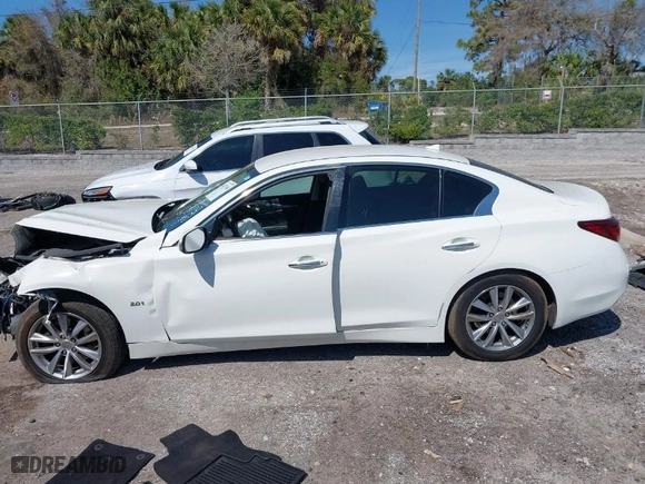 2018 Infiniti Q50 2.0t LUXE with VIN JN1CV7AP6JM240637, listed as a IAAI auction lot 41677406 with NaN miles. Bid and sale history available at carsss.com. Image 14.