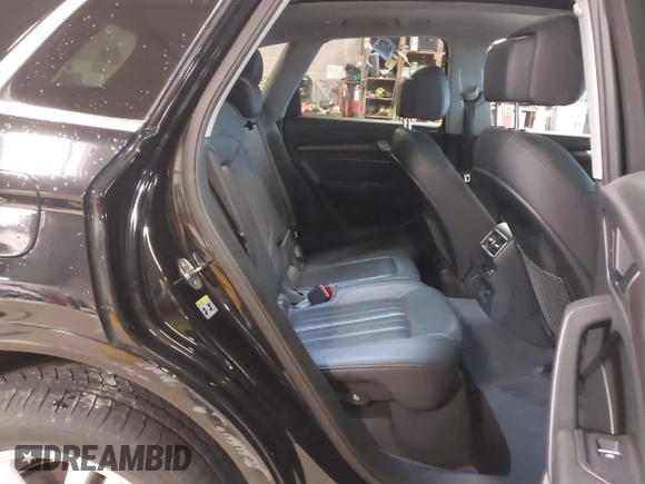 2018 Audi Q5 Premium Plus with VIN WA1BNAFY2J2201427, listed as a IAAI auction lot 42009685 with 75,465 mi miles. Bid and sale history available at carsss.com. Image 8.