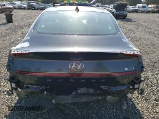 2020 Hyundai Sonata Hybrid Ultimate with VIN KMHL34JJ0LA011996, listed as a Copart auction lot 56727873 with 19,475 mi miles. Bid and sale history available at carsss.com. Image 6.
