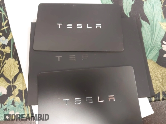 2024 Tesla Model Y with VIN 7SAYGDED0RA327806, listed as a IAAI auction lot 42096752 with 13,244 mi miles and . Bid and sale history available at DreamBid. Image 11.