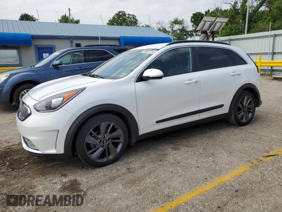 2017 Kia Niro Touring Launch Edition with VIN KNDCC3LC3H5083885, listed as a Copart auction lot 55687614 with 124,843 mi miles and Salvage Title. Bid and sale history available at carsss.com. Image 1.