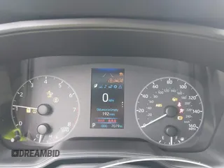 2025 Toyota Corolla LE z VIN 5YFB4MDE2SP242307, wystawiony jako IAAI lot #41869842 z przebiegiem 7079 mil mil oraz . Historia ofert i sprzedaży dostępna na DreamBid. Obrazek 7.