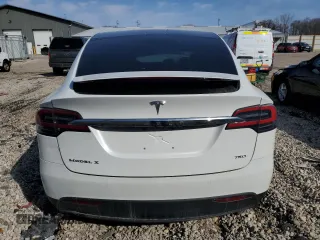 2017 Tesla Model X 90D with VIN 5YJXCBE21HF054304, listed as a Copart auction lot 48428795 with Not Provided miles and Clean Title. Bid and sale history available at carsss.com. Image 6.
