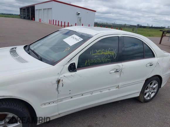 2007 Mercedes-Benz C 280 Luxury with VIN WDBRF54H47A931316, listed as a IAAI auction lot 42625925 with 109,449 mi miles and . Bid and sale history available at DreamBid. Image 12.