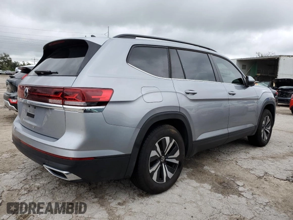 2024 Volkswagen Atlas SE с VIN 1V2DR2CAXRC555619, выставлен на аукционе Copart как лот 75097554 с пробегом Не указан миль и Списание • Salvage title. История ставок и продаж доступна на DreamBid. Изображение 3.