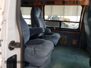 1997 Ford Econoline Commercial with VIN 1FDEE14L8VHB55692, listed as a Copart auction lot 77627564 with 124,927 mi miles and Salvage Title. Bid and sale history available at carsss.com. Image 11.