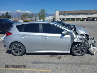 2016 Scion iM z VIN JTNKARJE3GJ519712, wystawiony jako IAAI lot #41827680 z przebiegiem 90 283 mil mil oraz . Historia ofert i sprzedaży dostępna na DreamBid. Obrazek 14.