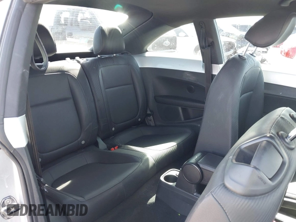 2013 Volkswagen Beetle 2.5L w/Sun/Sound/Nav with VIN 3VWJX7AT5DM606119, listed as a IAAI auction lot 41970253 with 81,004 mi miles and . Bid and sale history available at DreamBid. Image 8.