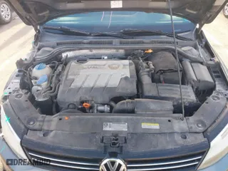 2013 Volkswagen Jetta Sedan TDI w/Premium with VIN 3VWLL7AJ4DM385146, listed as a IAAI auction lot 41888888 with 167,775 mi miles. Bid and sale history available at carsss.com. Image 10.