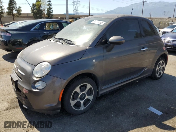 2017 FIAT 500e с VIN 3C3CFFGE1HT598411, выставлен на аукционе Copart как лот 58774295 с пробегом 73 573 миль миль и Чистый • Clean title. История ставок и продаж доступна на DreamBid. Изображение 1.
