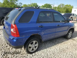 2010 Kia Sportage LX z VIN KNDKG3A46A7722489, wystawiony jako Copart lot #57530485 z przebiegiem 258 368 mil mil oraz Czysty tytuł • Clean title. Historia ofert i sprzedaży dostępna na DreamBid. Obrazek 3.