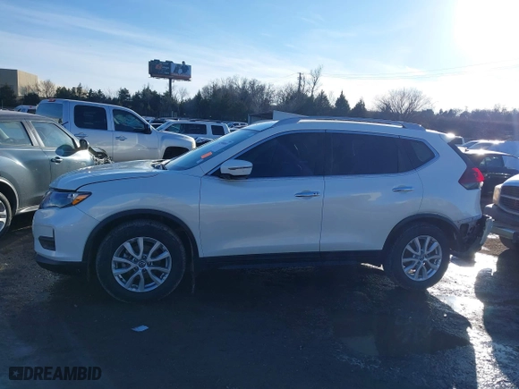 2019 Nissan Rogue SL with VIN 5N1AT2MT1KC719153, listed as a IAAI auction lot 41568841 with 106,889 mi miles. Bid and sale history available at carsss.com. Image 14.