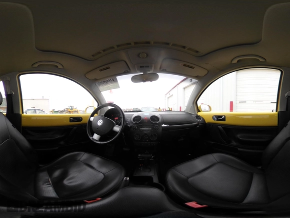 2009 Volkswagen Beetle S with VIN 3VWRW31C09M514034, listed as a IAAI auction lot 41969381 with 147,278 mi miles and . Bid and sale history available at DreamBid. Image 18.