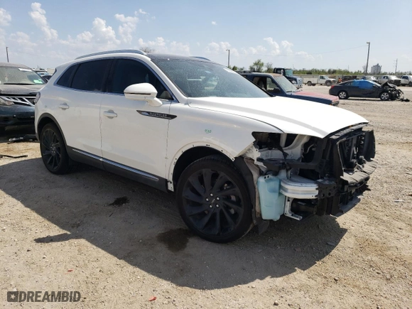 2021 Lincoln Nautilus Reserve with VIN 2LMPJ6K93MBL07077, listed as a Copart auction lot 50323255 with 43,797 mi miles and Salvage Title. Bid and sale history available at carsss.com. Image 4.