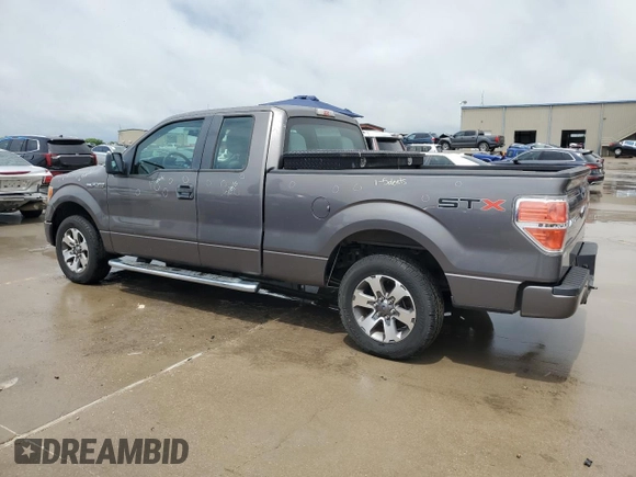 2013 Ford F-150 XL z VIN 1FTFX1CF5DKE98086, wystawiony jako Copart lot #54669725 z przebiegiem 83 569 mil mil oraz Czysty tytuł • Clean title. Historia ofert i sprzedaży dostępna na DreamBid. Obrazek 2.
