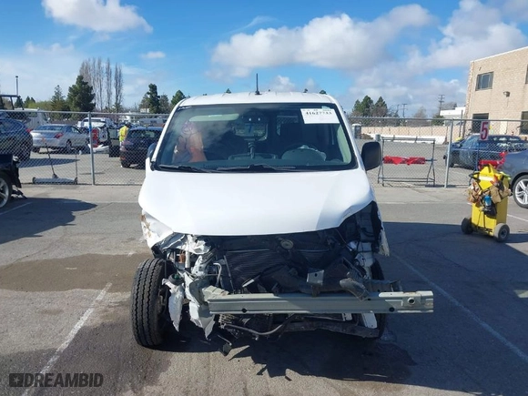 2018 Nissan NV200 Compact Cargo S with VIN 3N6CM0KN5JK705183, listed as a IAAI auction lot 41627733 with 46,948 mi miles. Bid and sale history available at carsss.com. Image 6.