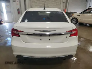 2012 Chrysler 200 Limited with VIN 1C3CCBCG5CN264108, listed as a Copart auction lot 55779105 with 131,300 mi miles and Clean Title. Bid and sale history available at DreamBid. Image 6.