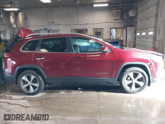 2020 Jeep Cherokee Limited z VIN 1C4PJLDB9LD652749, wystawiony jako IAAI lot #42065313 z przebiegiem 115 886 mil mil oraz . Historia ofert i sprzedaży dostępna na DreamBid. Obrazek 12.