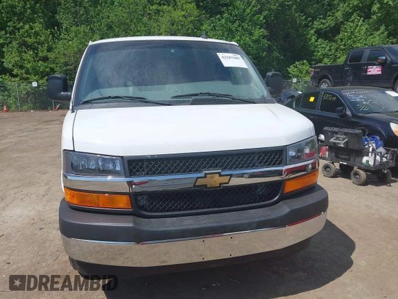 2017 Chevrolet Express Passenger LT с VIN 1GAZGPFF0H1263692, выставлен на аукционе IAAI как лот 42187605 с пробегом 76 995 миль миль и . История ставок и продаж доступна на DreamBid. Изображение 12.
