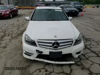 2013 Mercedes-Benz C 300 Sport z VIN WDDGF8AB3DA788872, wystawiony jako Copart lot #56325655 z przebiegiem 173 183 mil mil oraz Szkoda całkowita • Salvage title. Historia ofert i sprzedaży dostępna na DreamBid. Obrazek 13.