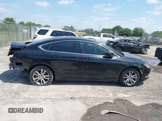 2016 Chrysler 200 Limited with VIN 1C3CCCAB6GN120215, listed as a IAAI auction lot 42084904 with 118,912 mi miles. Bid and sale history available at carsss.com. Image 14.