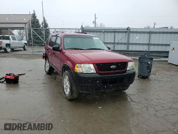2002 Ford Explorer XLS z VIN 1FMZU72E92UA82265, wystawiony jako Copart lot #48383155 z przebiegiem 193 430 mil mil oraz Szkoda całkowita • Salvage title. Historia ofert i sprzedaży dostępna na DreamBid. Obrazek 12.