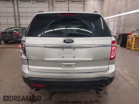 2013 Ford Explorer z VIN 1FM5K8B89DGB30076, wystawiony jako IAAI lot #42274929 z przebiegiem 268 795 mil mil oraz . Historia ofert i sprzedaży dostępna na DreamBid. Obrazek 16.