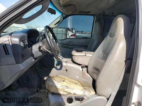 2005 Ford F-250 XL с VIN 1FTSW21P65EB24587, выставлен на аукционе Copart как лот 56990005 с пробегом 201 930 миль миль и Чистый • Clean title. История ставок и продаж доступна на DreamBid. Изображение 7.