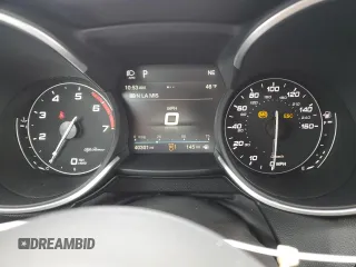 2019 Alfa Romeo Stelvio Ti Sport z VIN ZASPAKBN4K7C54604, wystawiony jako Copart lot #49912975 z przebiegiem 40 301 mil mil oraz Szkoda całkowita • Salvage title. Historia ofert i sprzedaży dostępna na DreamBid. Obrazek 9.