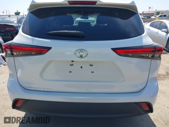 2020 Toyota Highlander L z VIN 5TDCZRAH1LS504828, wystawiony jako IAAI lot #41851081 z przebiegiem 17 695 mil mil oraz . Historia ofert i sprzedaży dostępna na DreamBid. Obrazek 16.