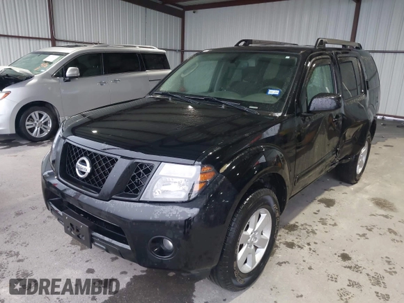 2011 Nissan Pathfinder LE z VIN 5N1AR1NB8BC633188, wystawiony jako IAAI lot #41608356 z przebiegiem 128 377 mil mil oraz . Historia ofert i sprzedaży dostępna na DreamBid. Obrazek 17.