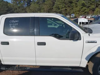 2018 Ford F-150 XL with VIN 1FTEW1E55JKF29898, listed as a IAAI auction lot 40593129 with 158,663 mi miles and . Bid and sale history available at carsss.com. Image 13.