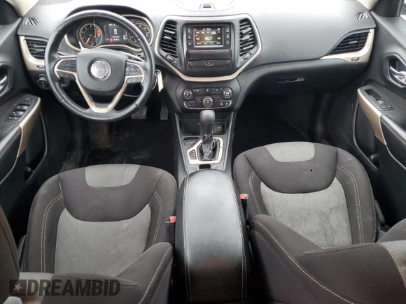 2018 Jeep Cherokee Latitude z VIN 1C4PJLCB4JD622833, wystawiony jako Copart lot #65968905 z przebiegiem 223 760 mil mil oraz Nie do naprawy • Non repairable. Historia ofert i sprzedaży dostępna na DreamBid. Obrazek 8.