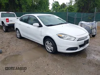 2015 Dodge Dart SE z VIN 1C3CDFAA6FD252899, wystawiony jako IAAI lot #42263073 z przebiegiem 158 249 mil mil oraz . Historia ofert i sprzedaży dostępna na DreamBid. Obrazek 1.