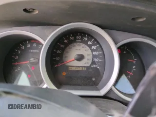 2006 Toyota Tacoma PreRunner z VIN 5TEJU62N56Z167225, wystawiony jako Copart lot #51672135 z przebiegiem 147 163 mil mil oraz Szkoda całkowita • Salvage title. Historia ofert i sprzedaży dostępna na DreamBid. Obrazek 9.