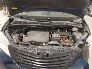 2011 Toyota Sienna with VIN 5TDZK3DC8BS125884, listed as a IAAI auction lot 41998890 with 249,193 mi miles. Bid and sale history available at carsss.com. Image 10.
