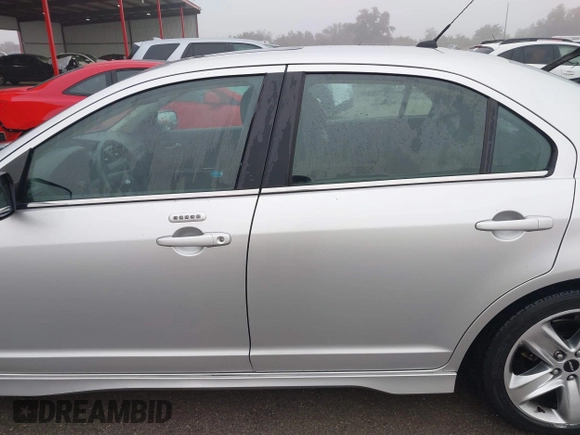 2012 Ford Fusion SPORT with VIN 3FAHP0KC4CR251507, listed as a IAAI auction lot 41592028 with 56,055 mi miles. Bid and sale history available at carsss.com. Image 14.