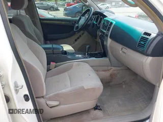 2005 Toyota 4Runner SR5 z VIN JTEZU14R450047481, wystawiony jako IAAI lot #42147140 z przebiegiem 252 609 mil mil oraz . Historia ofert i sprzedaży dostępna na DreamBid. Obrazek 5.