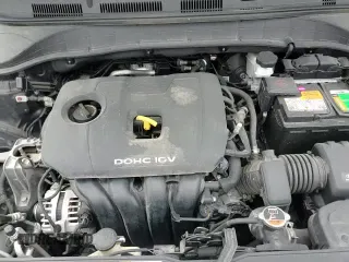 2019 Hyundai Kona SE с VIN KM8K1CAA6KU325452, выставлен на аукционе Copart как лот 72059875 с пробегом 64 747 миль миль и Списание • Salvage title. История ставок и продаж доступна на DreamBid. Изображение 13.