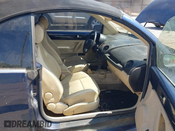 2005 Volkswagen Beetle GLS with VIN 3VWCD31Y95M300662, listed as a IAAI auction lot 42413399 with 80,342 mi miles and . Bid and sale history available at DreamBid. Image 5.