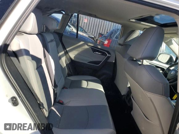 2019 Toyota RAV4 XLE Premium with VIN 2T3A1RFV5KW042879, listed as a Copart auction lot 46245415 with 92,238 mi miles and Salvage Title. Bid and sale history available at carsss.com. Image 11.