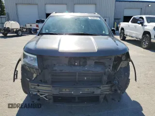 2017 Ford Explorer XLT with VIN 1FM5K7DH1HGE33589, listed as a Copart auction lot 52489785 with 84,577 mi miles and Salvage Title. Bid and sale history available at DreamBid. Image 5.