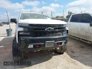 2019 Chevrolet Silverado 1500 LT Trail Boss with VIN 1GCPYFED0KZ335750, listed as a IAAI auction lot 41499679 with 155,297 mi miles. Bid and sale history available at carsss.com. Image 12.