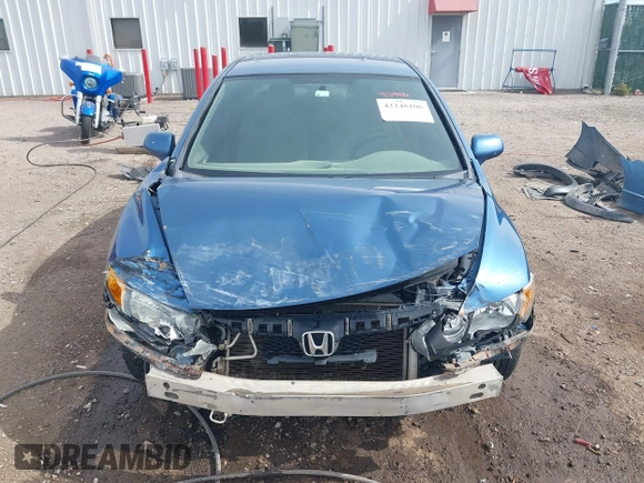 2008 Honda Civic LX z VIN 1HGFA16578L096964, wystawiony jako IAAI lot #42248106 z przebiegiem 173 108 mil mil oraz . Historia ofert i sprzedaży dostępna na DreamBid. Obrazek 13.