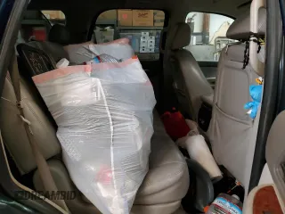 2007 Chevrolet Tahoe LTZ z VIN 1GNFK13087R400634, wystawiony jako Copart lot #57178075 z przebiegiem 174 629 mil mil oraz Czysty tytuł • Clean title. Historia ofert i sprzedaży dostępna na DreamBid. Obrazek 11.